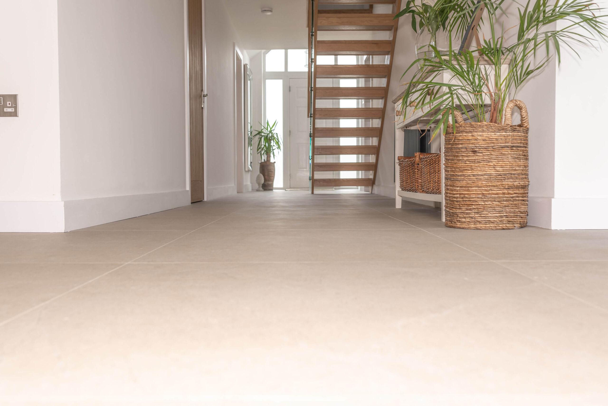 Swoop Beige Large Format Porcelain 5 DSC 0066copy scaled