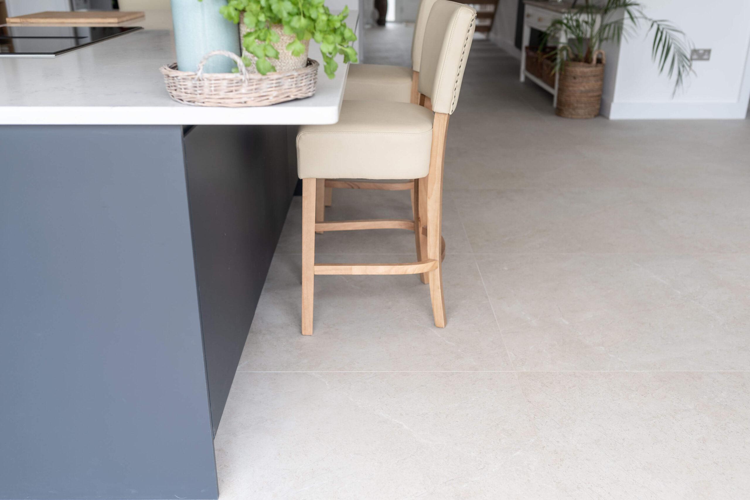 Swoop Beige Large Format Porcelain 4 DSC 0139copy scaled