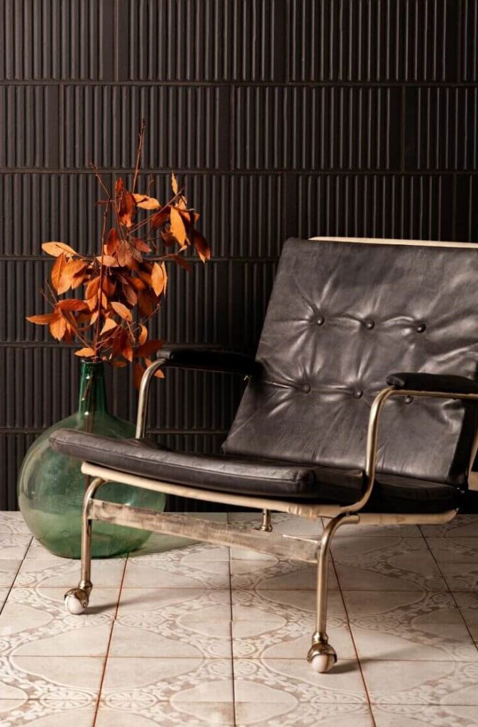Designing with Rustic Tiles 8 STUDIO FEATURE WALL TILES SOOT1