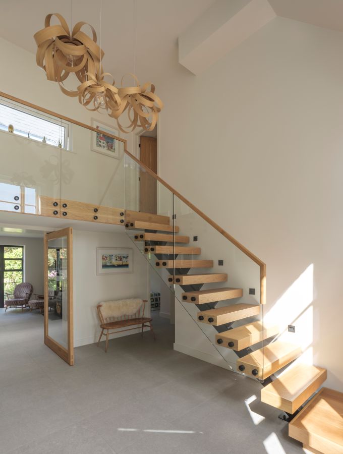 STAIR WELL ABODE GREY